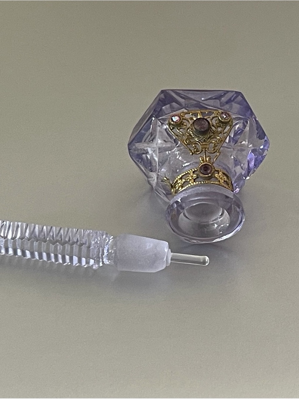Vintage An Amethyst Glass Perfume Bottle.